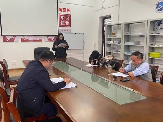 ˵��: 56713BD3EC2A327F65962D50233AD68E